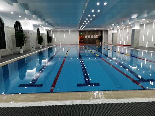 游泳池一定要安裝泳池設(shè)備