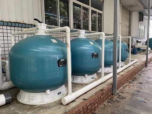 健生房泳池采用愛克過濾砂缸 健生房泳池采用愛克過濾砂缸