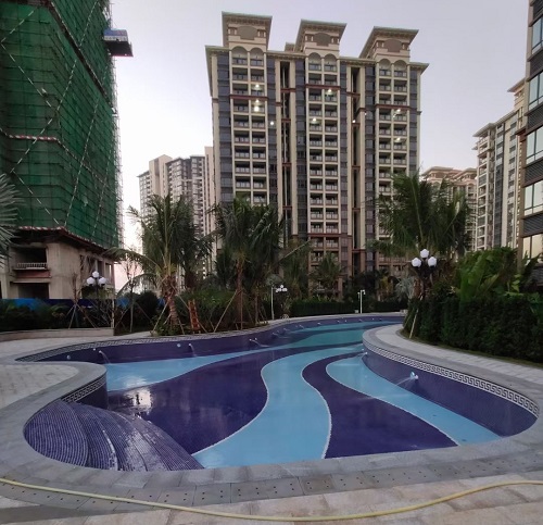海南省澄邁縣的荷建海景灣小區泳池