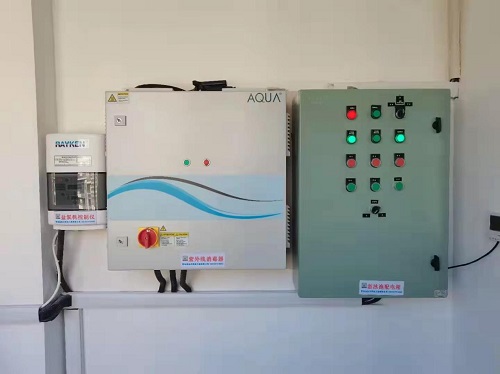 愛克過濾砂缸、循環水泵、中壓紫外線等泳池處理設備