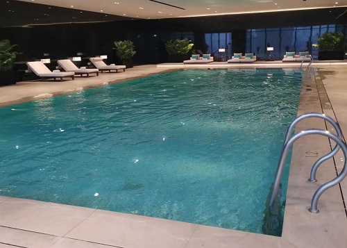 長沙九龍倉國金大廈尼依格羅酒店游泳池