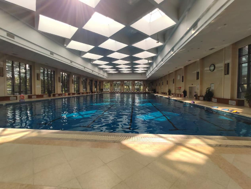 海口市五源河迎賓樓采用愛克泳池設備