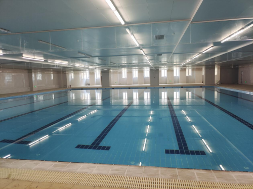 秀峰路小學(xué)泳池采用愛克泳池設(shè)備